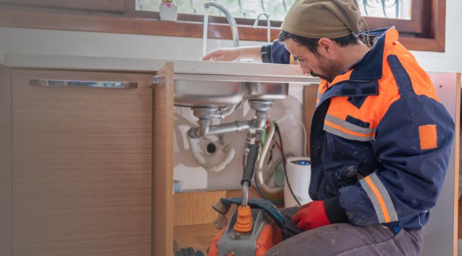 Local expert plumbing services in Haltom City, TX
